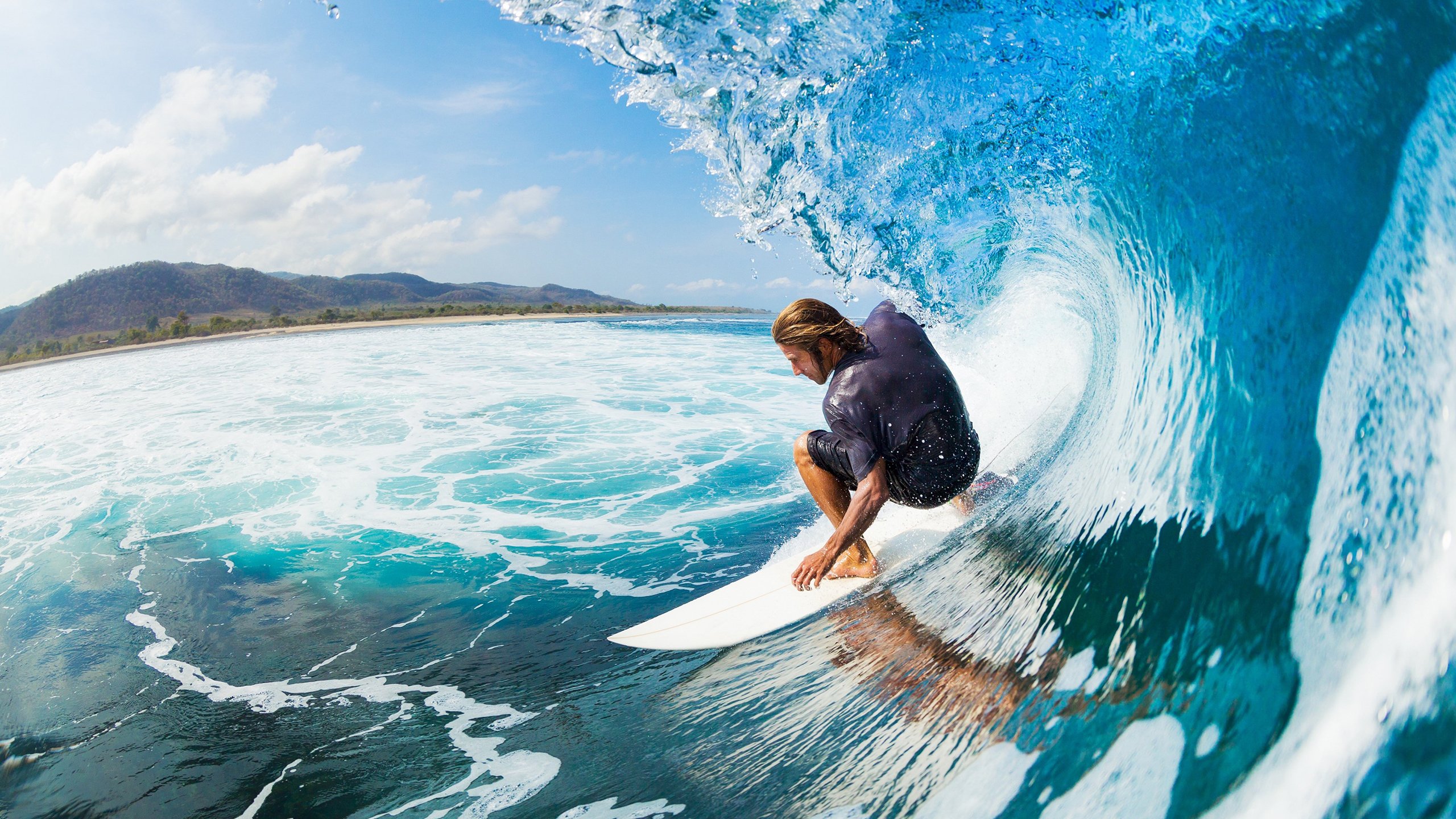  波士顿凯尔特人次回合血战皇家马德里，欧文砍下14记关键球，全场沸腾